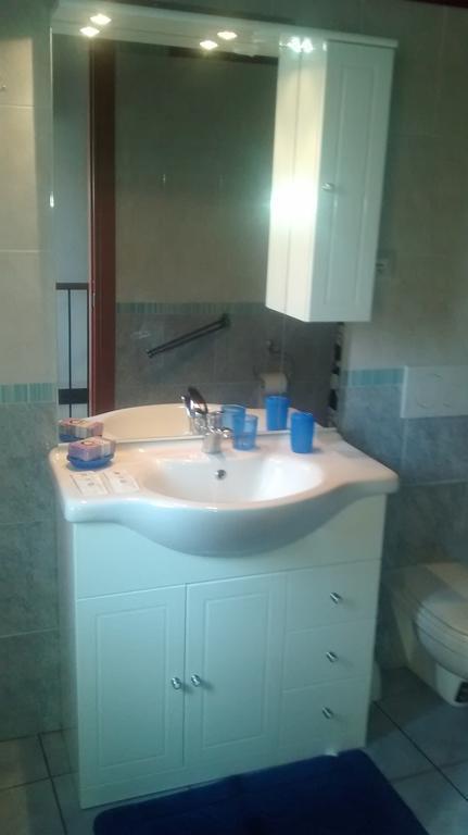 Click Center Apartment Catania-Fontanarossai nemzetközi repülőtér Szoba fotó